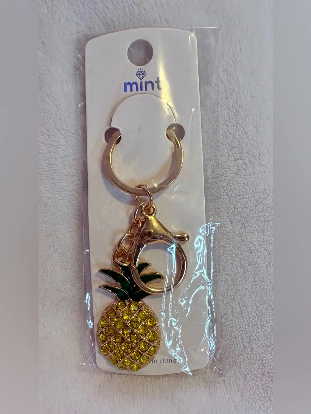 mint Gold Tone Pineapple Keychain with Yellow Crystal Accent